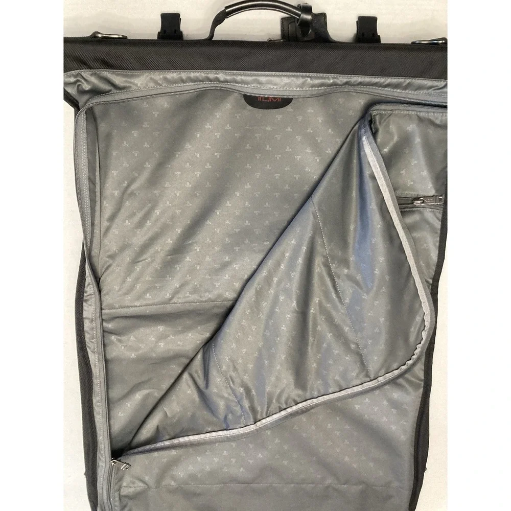 Tumi Ballistic Nylon Black Garment Bag Luggage Travel‎ Suitcase 22134D4